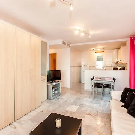 2035-lovely 1 Bedrooms Sea View Apartment *